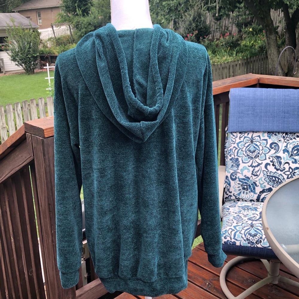 Cozy Soft Chenille Knit Kangaroo Pocket Hoodie! - Picture 8 of 16